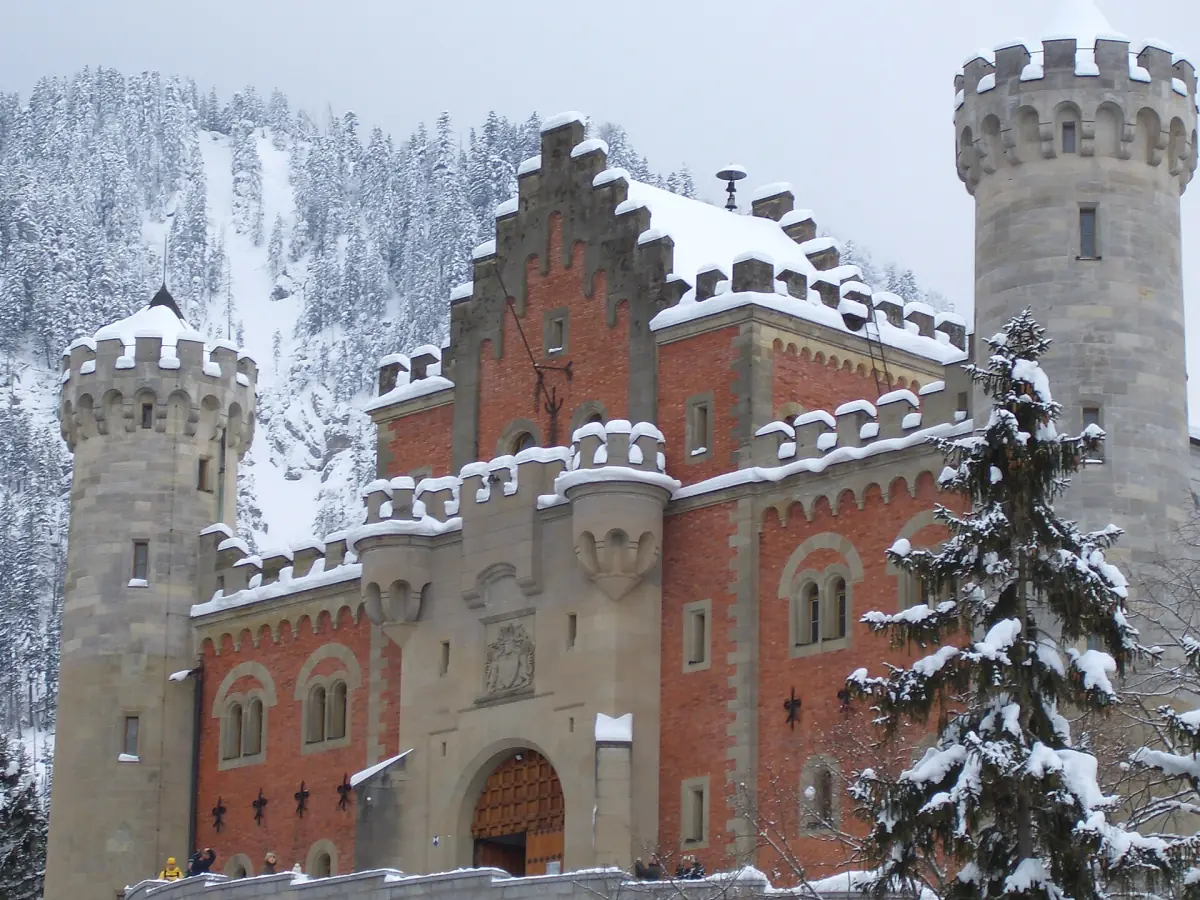 The gatehouse of Neuschwanstein Castle in snow